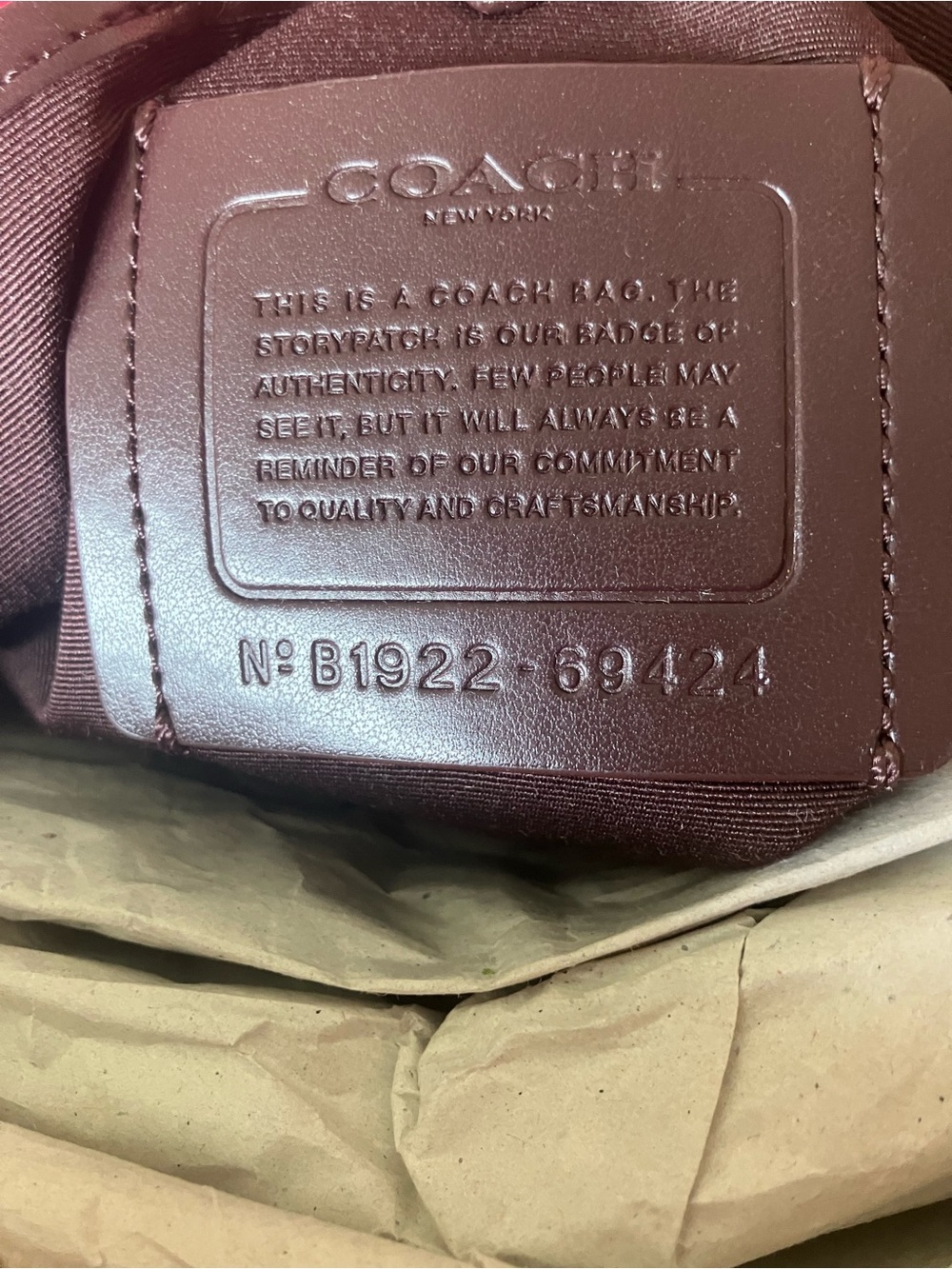 Coach 69424 Bright Cherry Red Pebbled Leather Zip Central Tote Shoulder Bag NWT - Picture 9 of 10